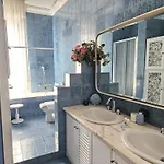 Homegallery - Elegante Milanese Lejlighed *