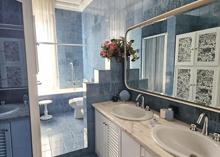 Homegallery - Elegante Milanese Daire *